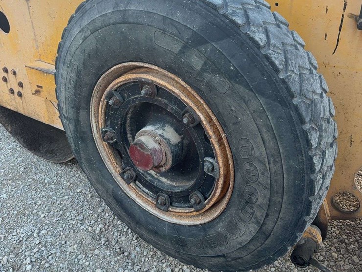 galion-tandem-roller,-drivable-and-towable,-pull-type-transport,-water-to-put-in-on-drums,-double-roller,-water-for-weight,-winterized-and-ready-to-go,-gas-engine,-hydro-image-17