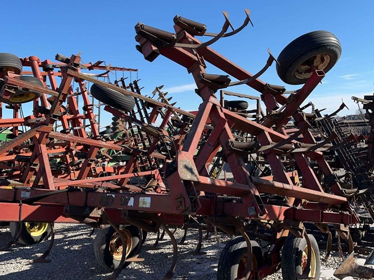 case-ih-4600-image-2