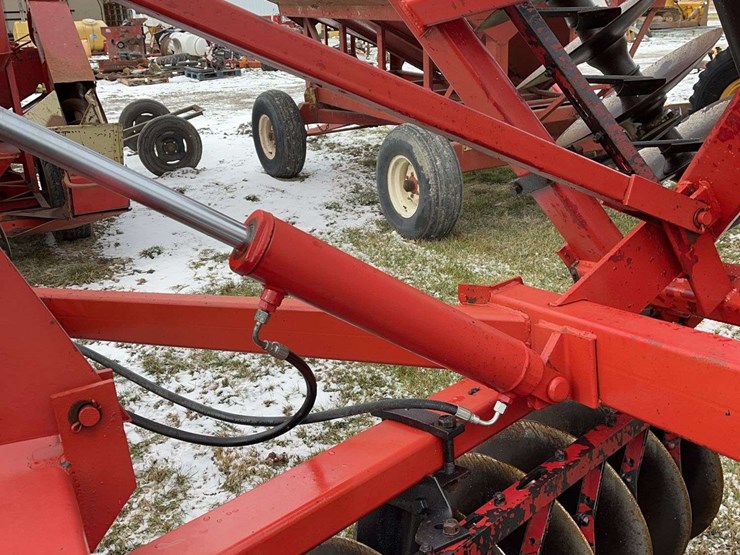 international-490-image-8