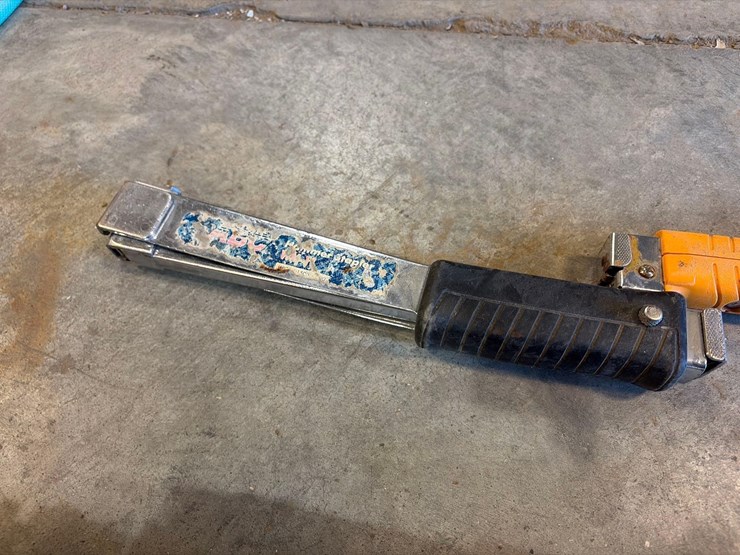 assortment-of-nail-guns,-hand-nailers,-and-hose-image-10