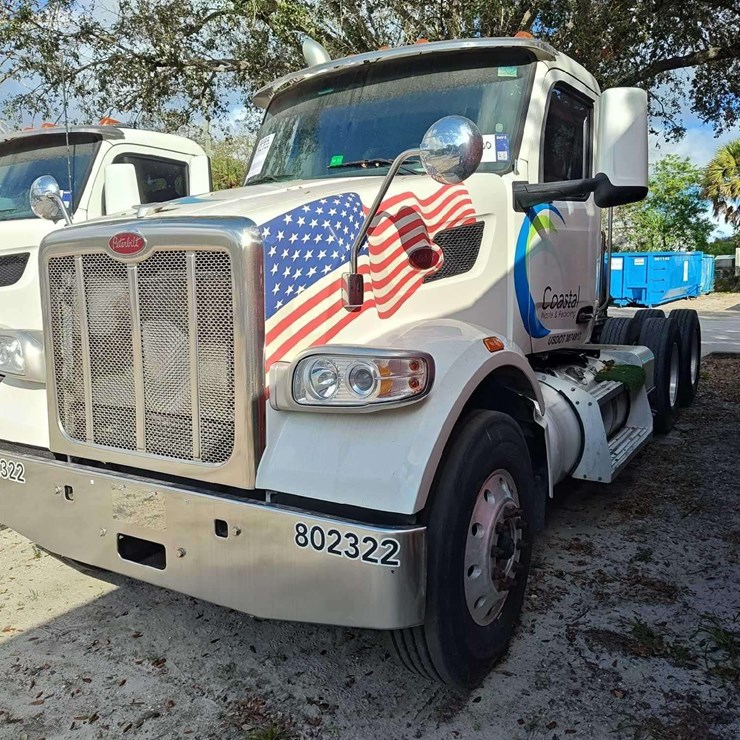 2022 PETERBILT 567