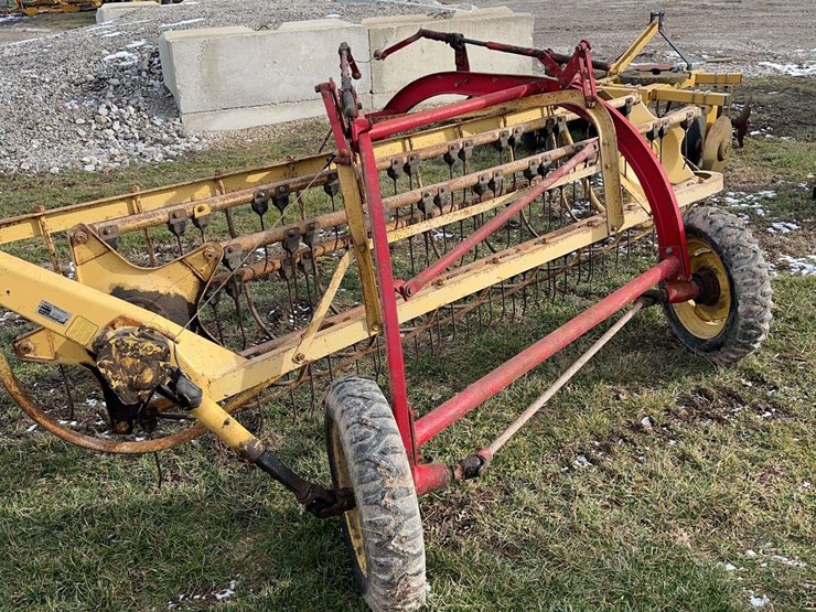 new-holland-256-image-4