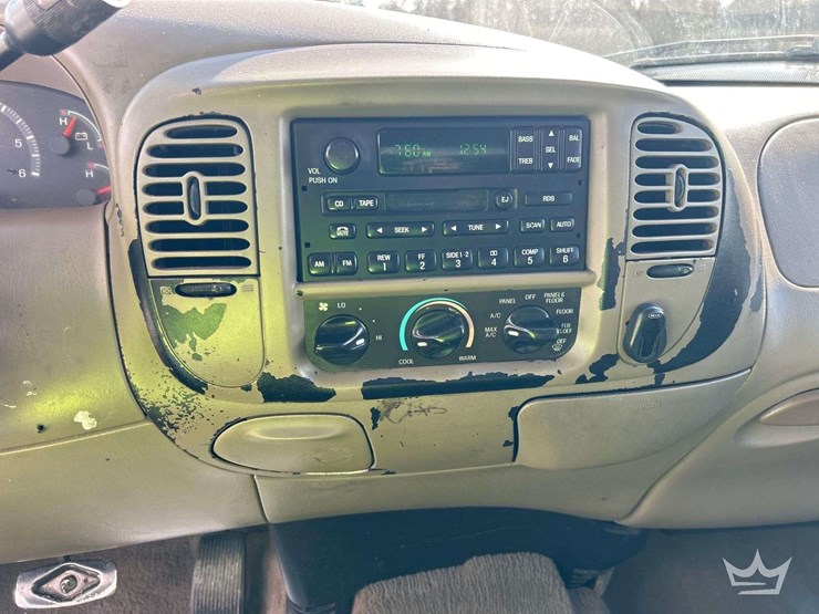 2001-ford-f150-image-16