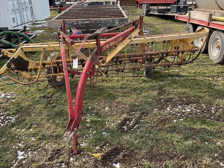 new-holland-256-image-2