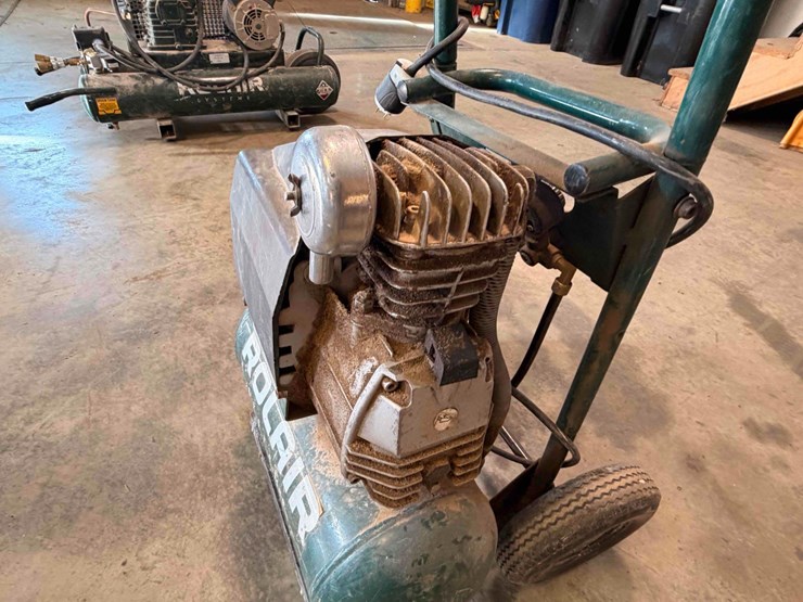 rolair-systems-air-compressor-image-7