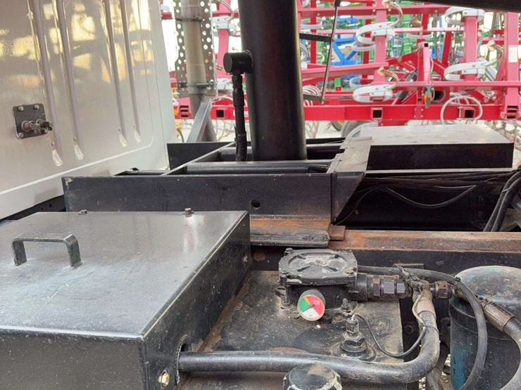 2001-international-2001-image-16