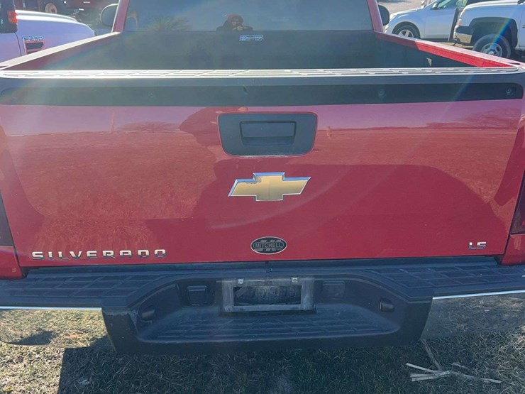 2011-chevrolet-1500-image-8