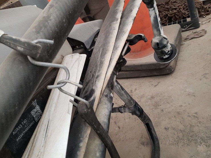 2024-djit-40-spray-drone,-4-batteries,-1-charger,-battery-cooling-unit,-with-remote-controller,-field-ready,-10,000-acres,-questions-call--618-292-8032-image-19