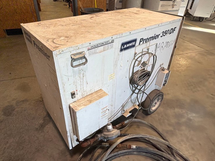 l.b.-white-premier-350df-heater-image-3