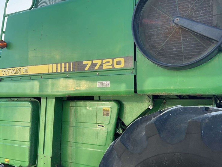 john-deere-7720-image-5