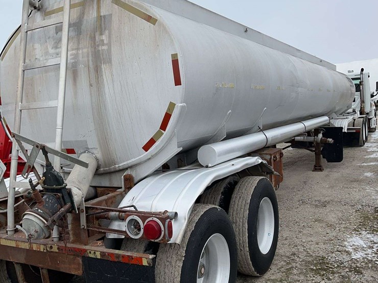 1980-fruehauf-tanker-image-6