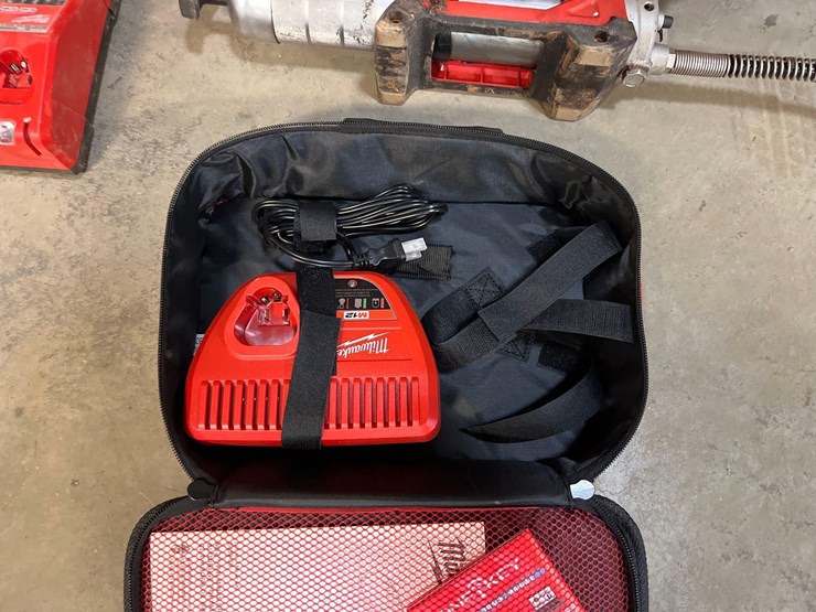 milwaukee-power-tools-image-4