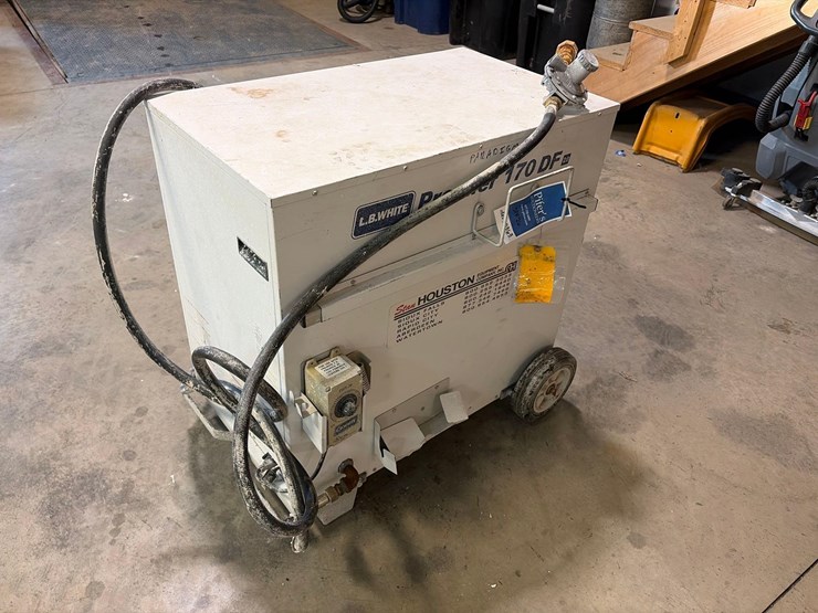 l.b.-white-premier-170-df-portable-heater-image-1