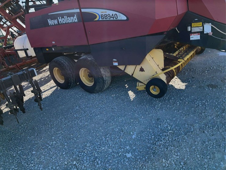 new-holland-bb940a-image-4