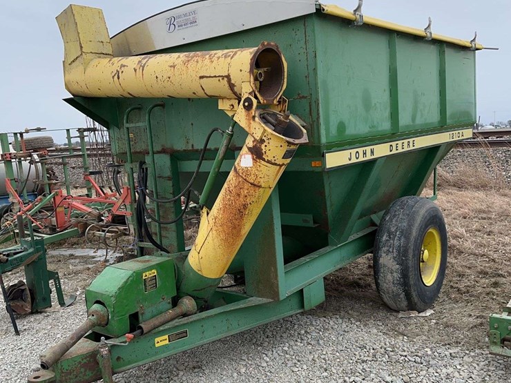 john-deere-1210a-image-1