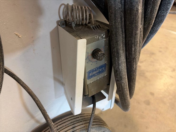 l.b.-white-premier-350df-heater-image-13