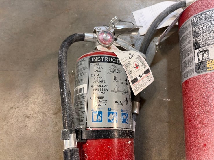 assortment-of-fire-extinguishers-image-5