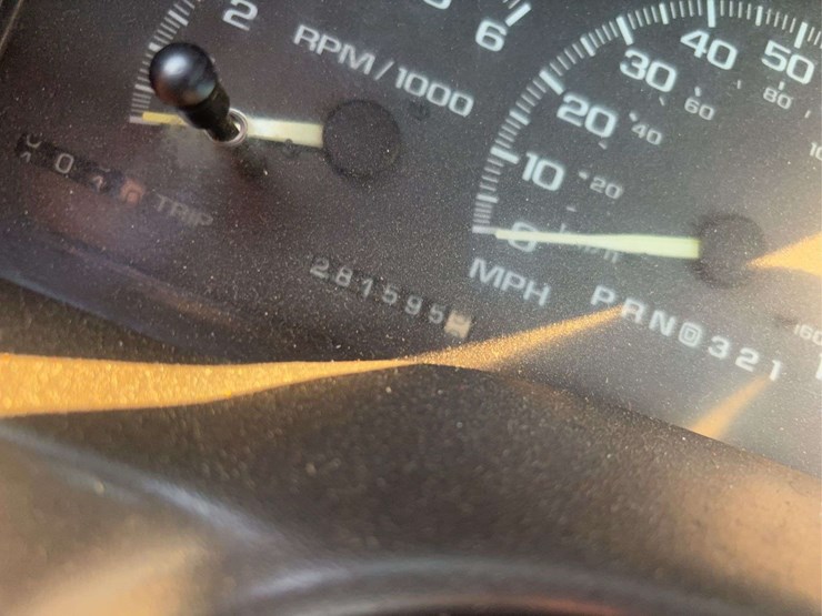 1998-chevrolet-single-cab-pick-up-truck,-4wd,-cloth-seats,-281,500-miles,-vin--1gcgk24rwz247440-image-12