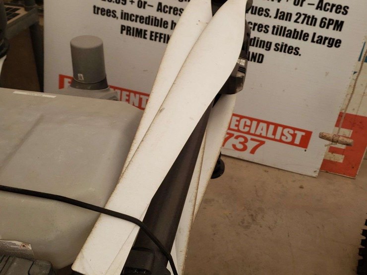 2024-djit-40-spray-drone,-3-batteries,-1-charger,-battery-cooling-unit,-with-remote-controller,-field-ready,-7,000-acres,-questions-call--618-292-8032-image-17