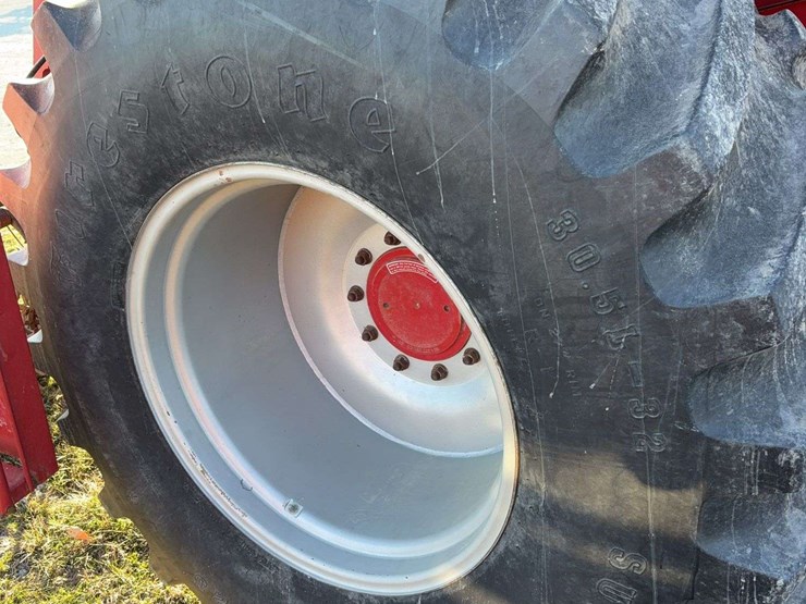 international-1660-combine-image-34