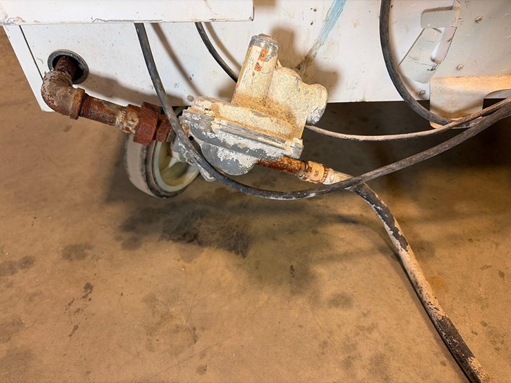 l.b.-white-premier-350df-heater-image-14