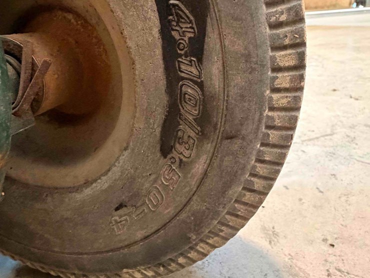 rolair-electric-air-compressor-image-9