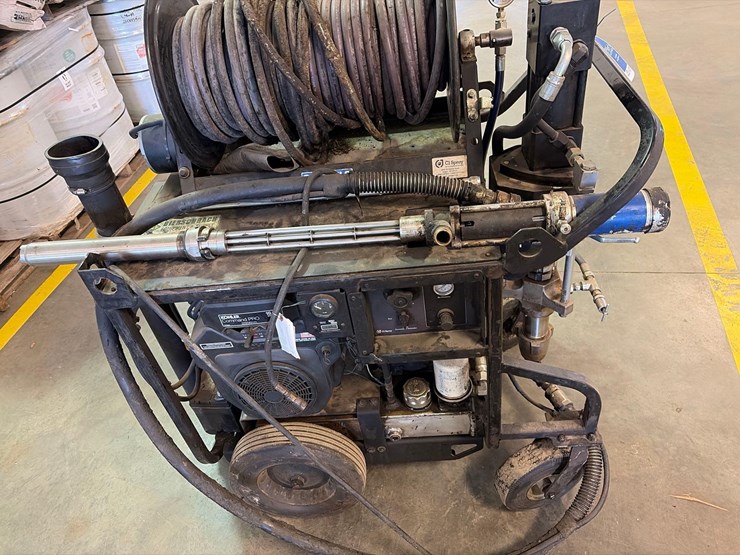 industrial-water-proofing-sprayer-w/-drums-of-mel-rol-lm-image-7