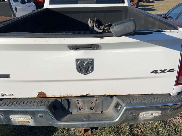 2010-dodge-ram-2500-image-8