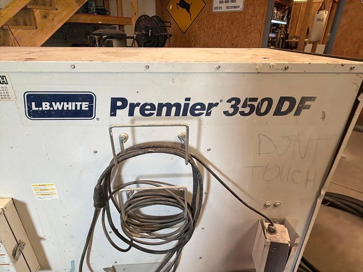 l.b.-white-premier-350df-heater-image-16