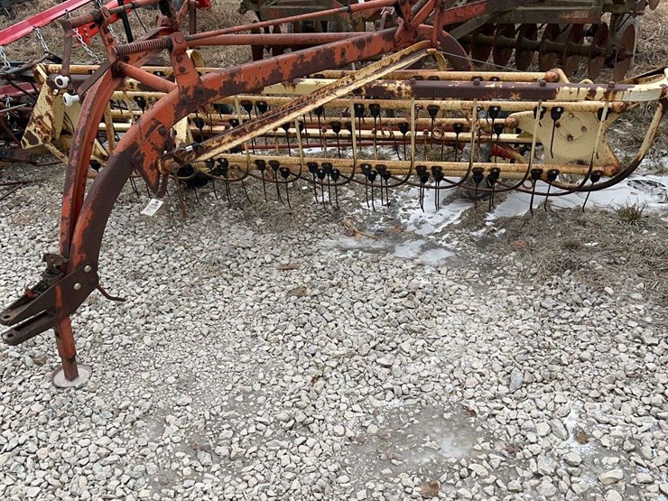 new-holland-256-image-1