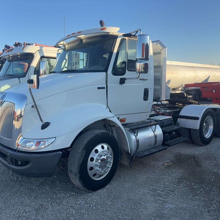 2014 INTERNATIONAL 8600