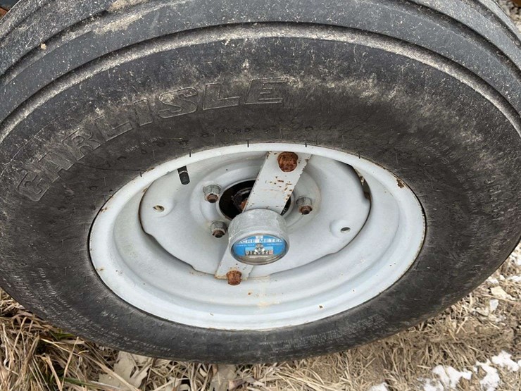 crust-buster-15ft-drill,-field-ready,-used-for-planting-wheat-in-waterways,-used-fall-of-2025-image-9