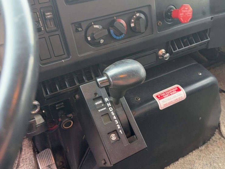 2001-international-2001-image-23