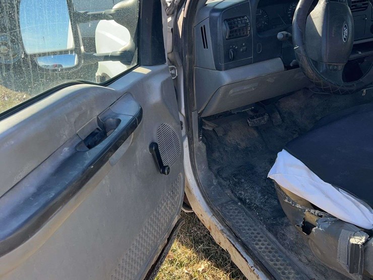 2005-ford-f250-image-10