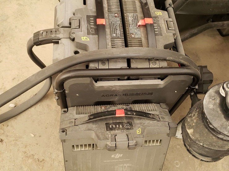 2024-djit-40-spray-drone,-4-batteries,-1-charger,-battery-cooling-unit,-with-remote-controller,-field-ready,-10,000-acres,-questions-call--618-292-8032-image-6