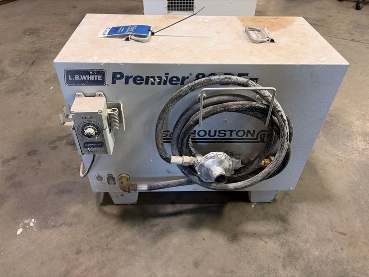 l.b-white-premier-80-df-heater-image-4