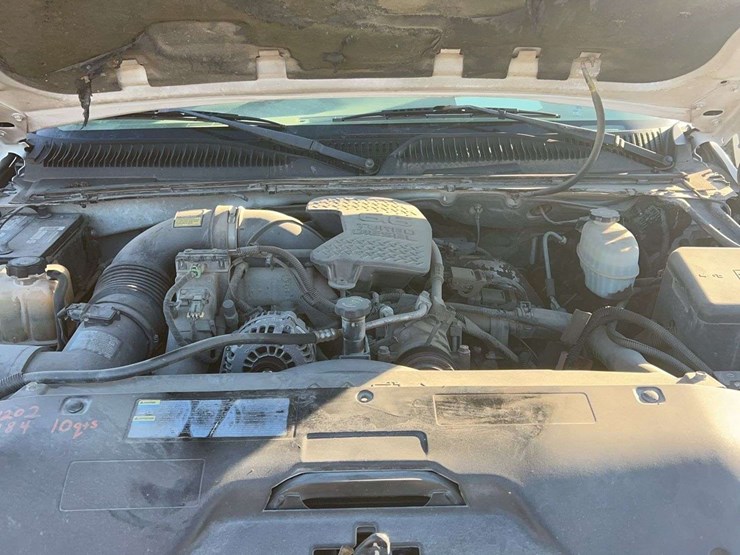 2006-gmc-2500hd-image-18