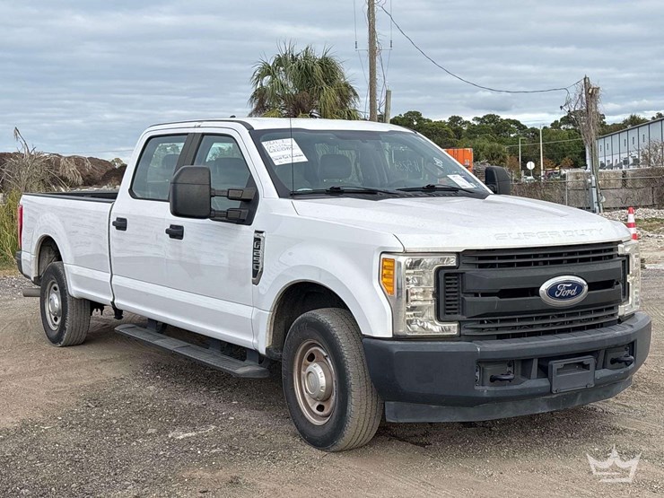 2017-ford-f250-image-1