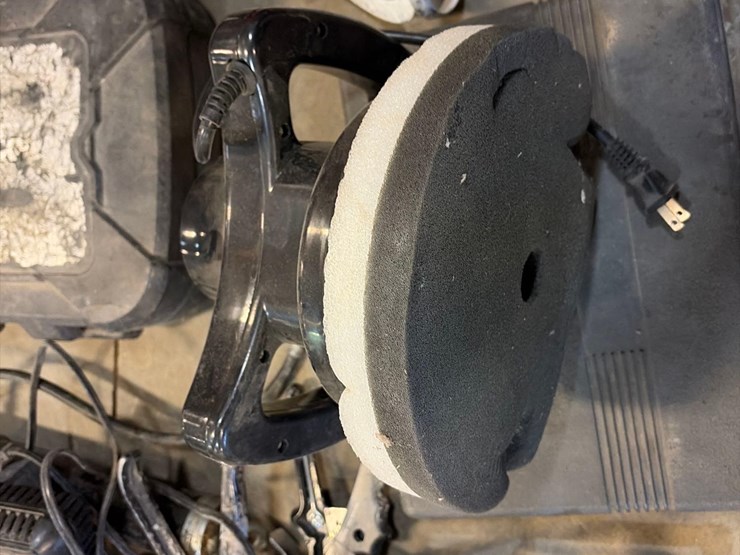 assortment-of-power-tools-image-10