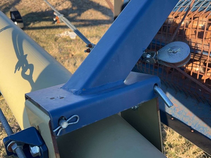 harvest-international-swing-away-auger,-540pto,-10"x72'-image-5