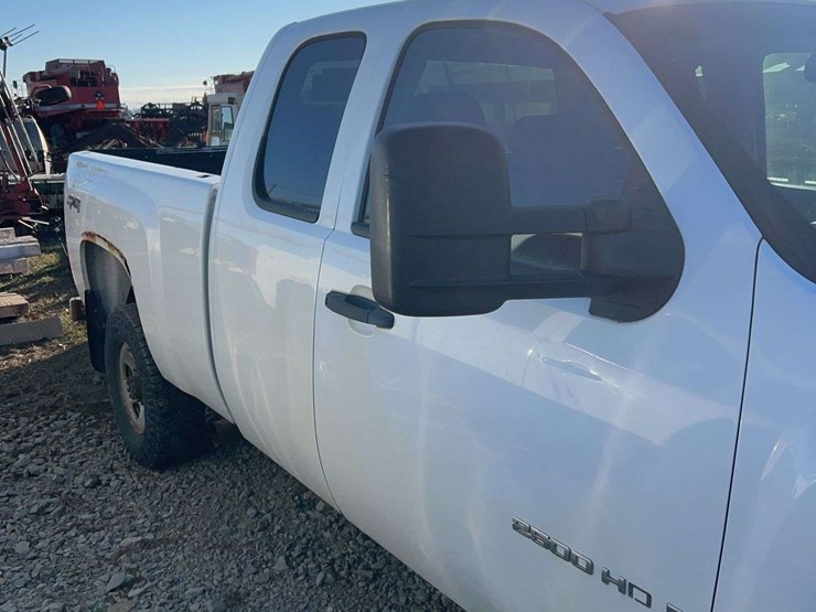 2008-chevrolet-2500hd-image-4