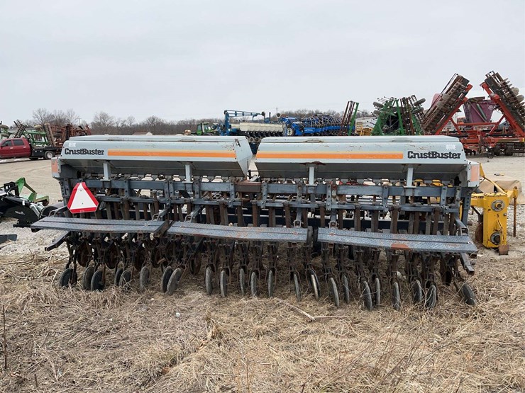 crust-buster-15ft-drill,-field-ready,-used-for-planting-wheat-in-waterways,-used-fall-of-2025-image-4