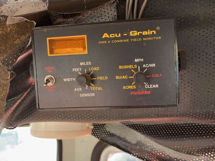 1992-massey-ferguson-8570-image-18