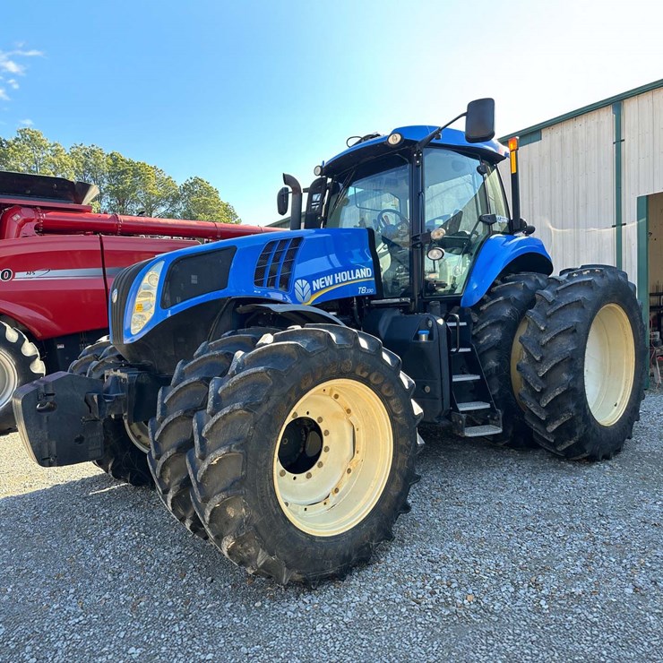 2014 NEW HOLLAND T8.330