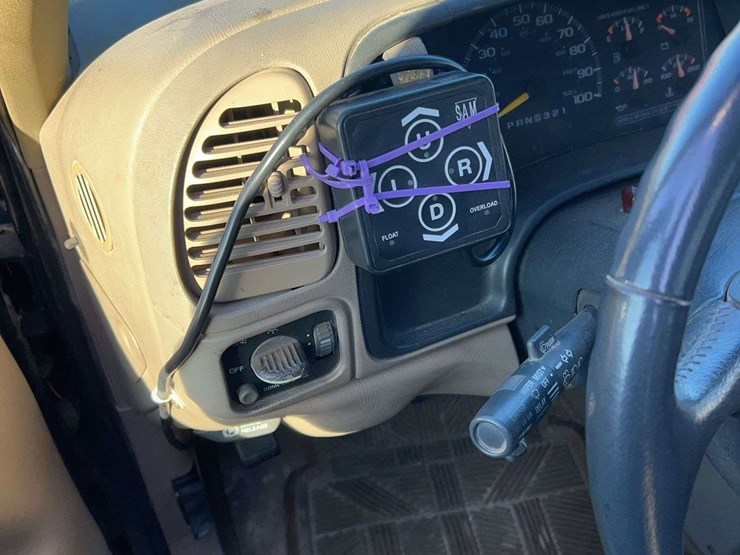 1998-chevrolet-k3500-image-18