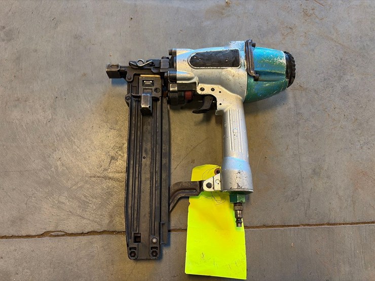 assortment-of-nail-guns,-hand-nailer,-and-hose-image-7