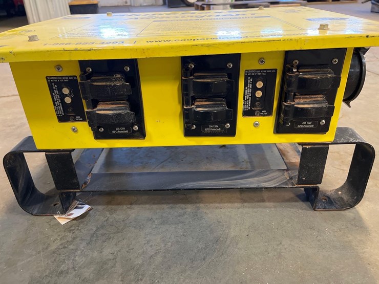 rhino-boxes-with-cables-image-13