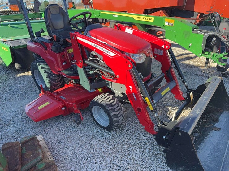 1723e-massey-ferguson-utility-tractor-with-loader,-60"-mower-deck,-new-tac-meter,-unknown-hours-image-19