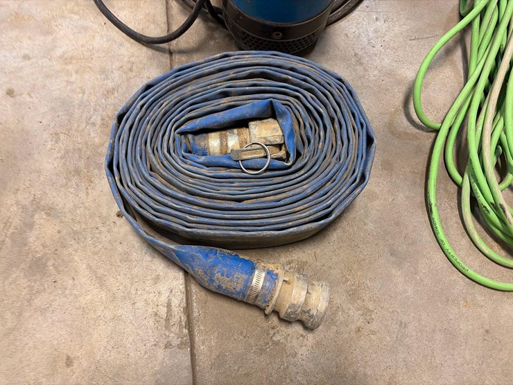 sump-pumps-and-hose-image-7