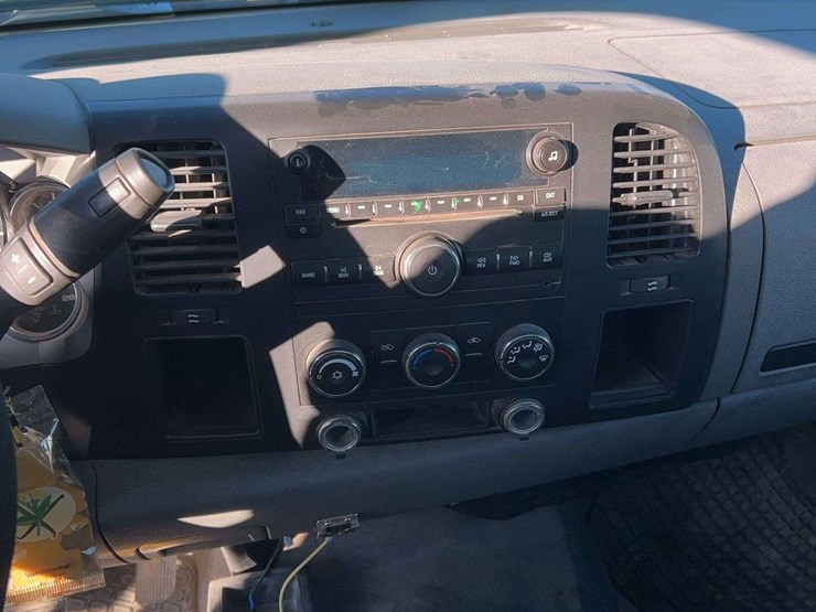 2008-chevrolet-2500hd-image-15